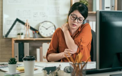 Desk Job? Here’s Why Your Neck and Shoulders Hurt (Even With Good Posture)
